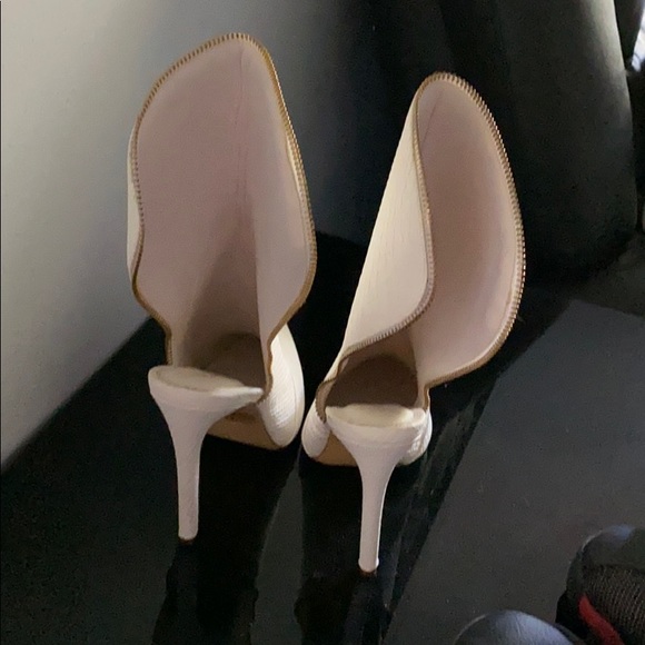 White heels - Picture 3 of 4